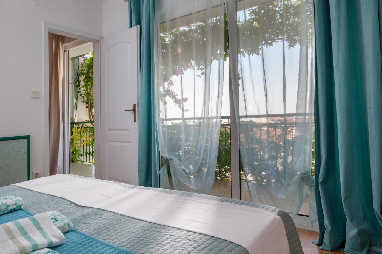 Apartments Leut 80M From The Sea Podgora Camera foto