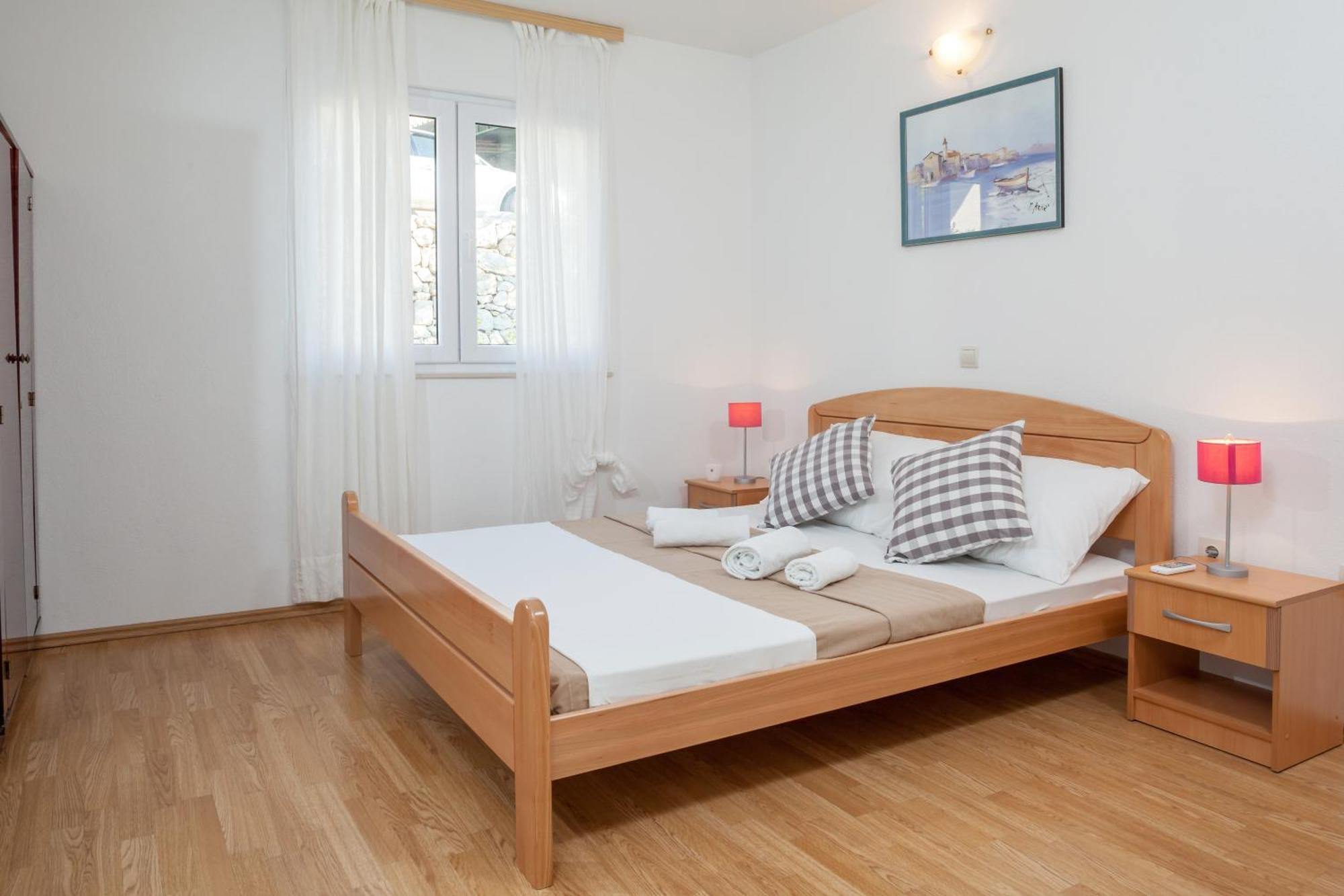Apartments Leut 80M From The Sea Podgora Camera foto