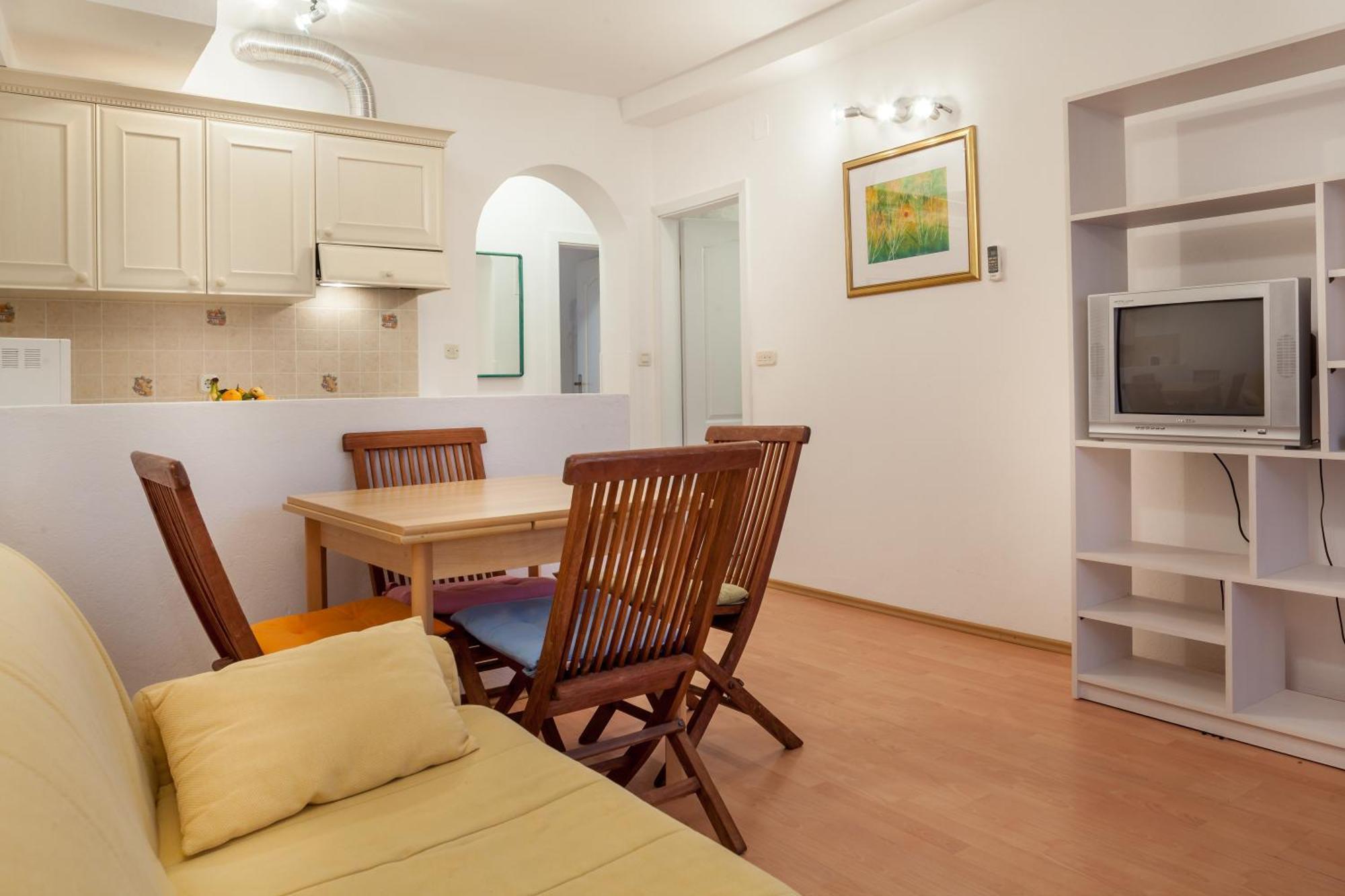 Apartments Leut 80M From The Sea Podgora Camera foto