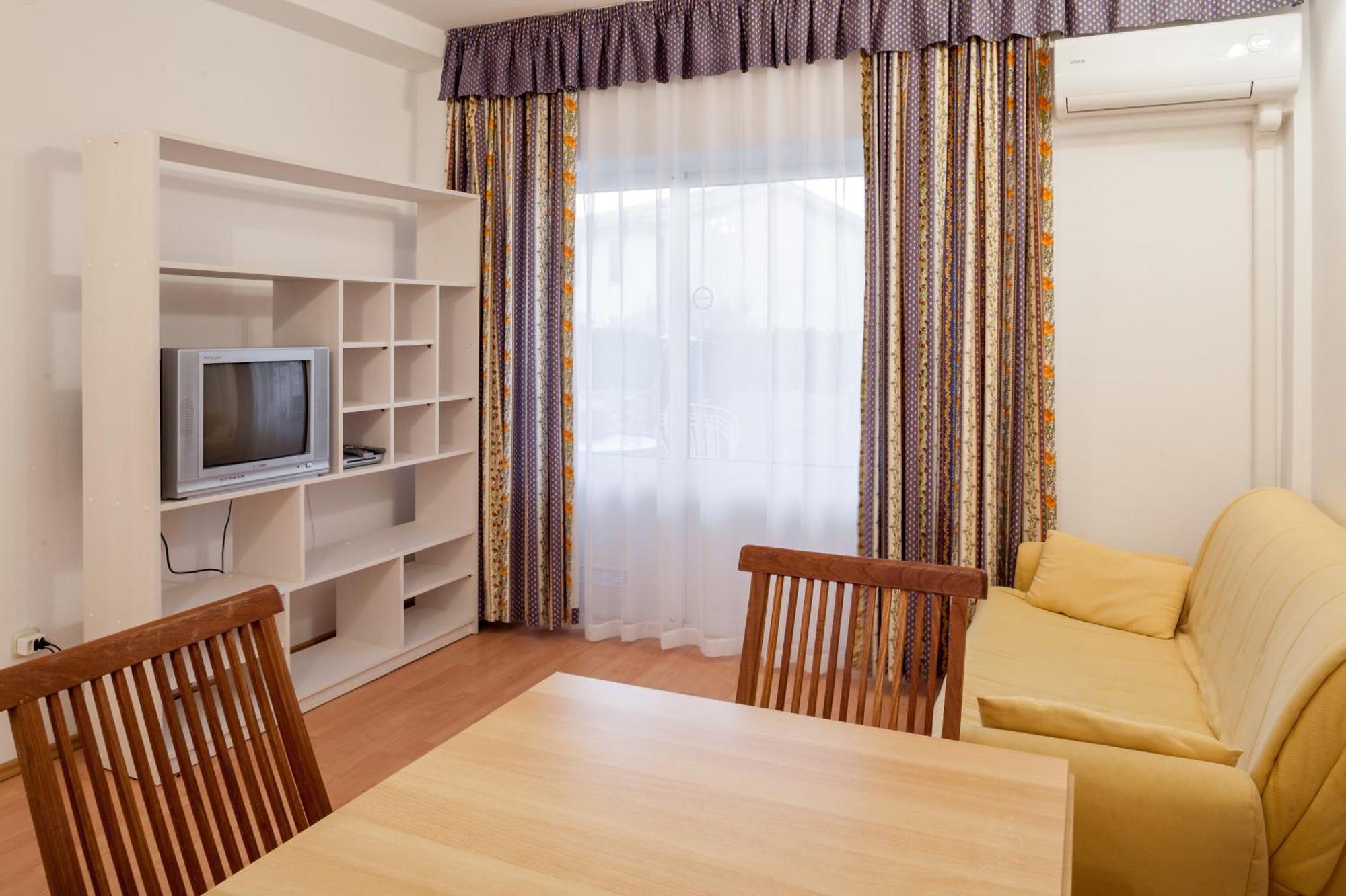 Apartments Leut 80M From The Sea Podgora Camera foto
